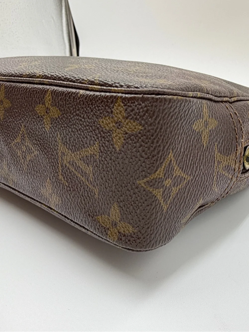 Louis Vuitton Trousse 23 Vintage Toiletry Bag With Dust Bag Great Condition - Picture 6 of 16